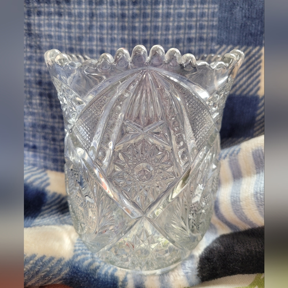 Vintage Collector's Crystal/Cut Glass Vase